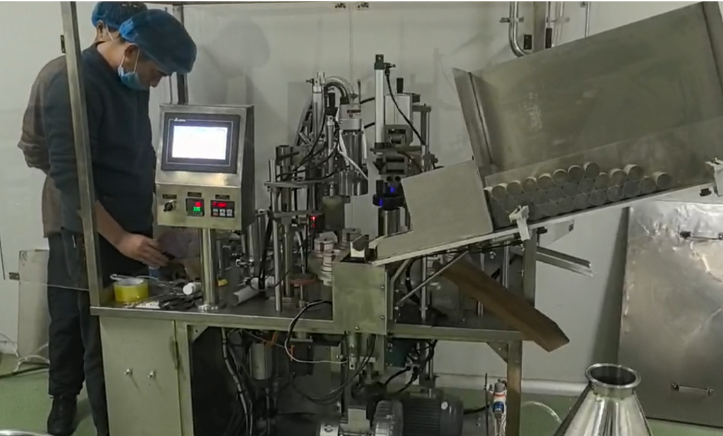 B.GF-401型灌裝封尾機(jī)